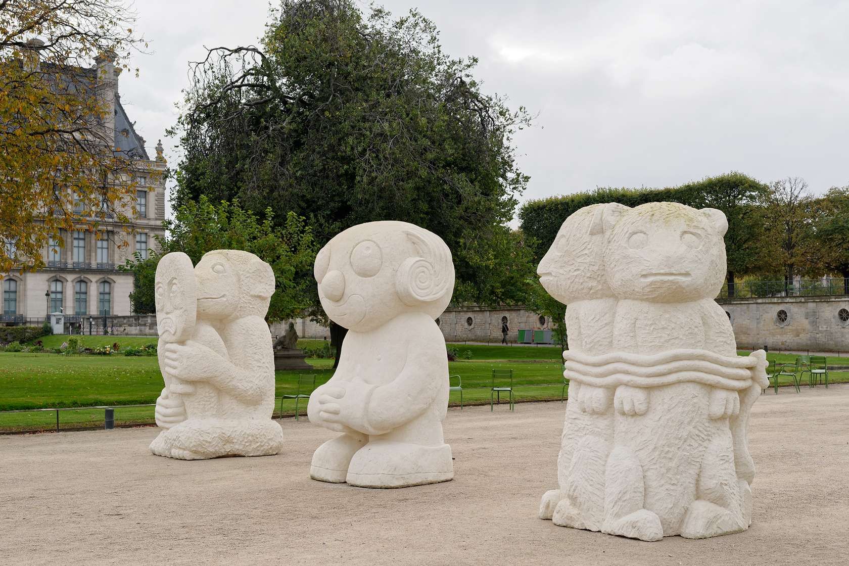 Les statues meurent aussi, Quadrilatère & Jardin des Tuileries