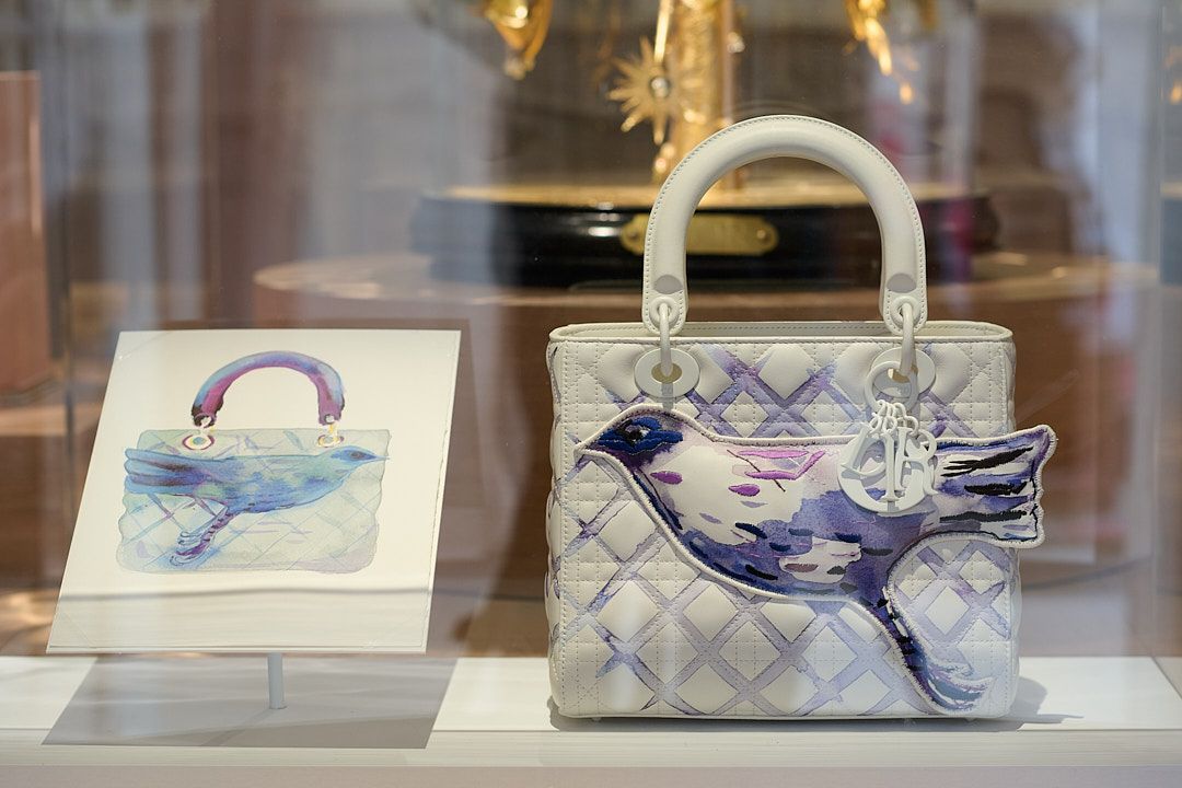Christian Dior, à la recherche des couleurs de l’enfance