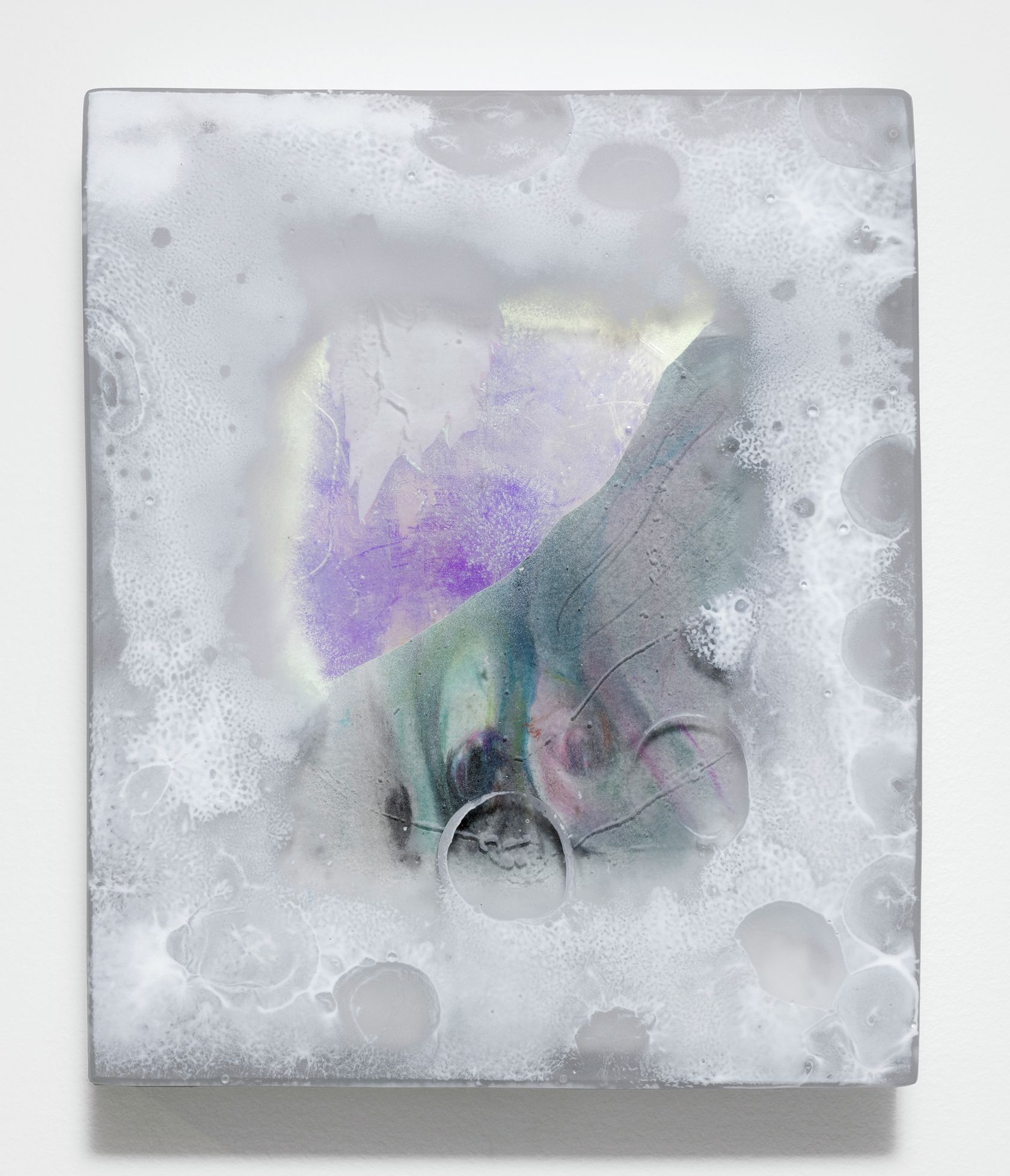 Julien Tiberi, Lantern village (Avec le déplacement spectral de 17h), 2021 Pâte de verre, graphite et pastel37.5 × 31.5 × 6 cm / 14 6/8 × 12 3/8 × 2 3/8 in.