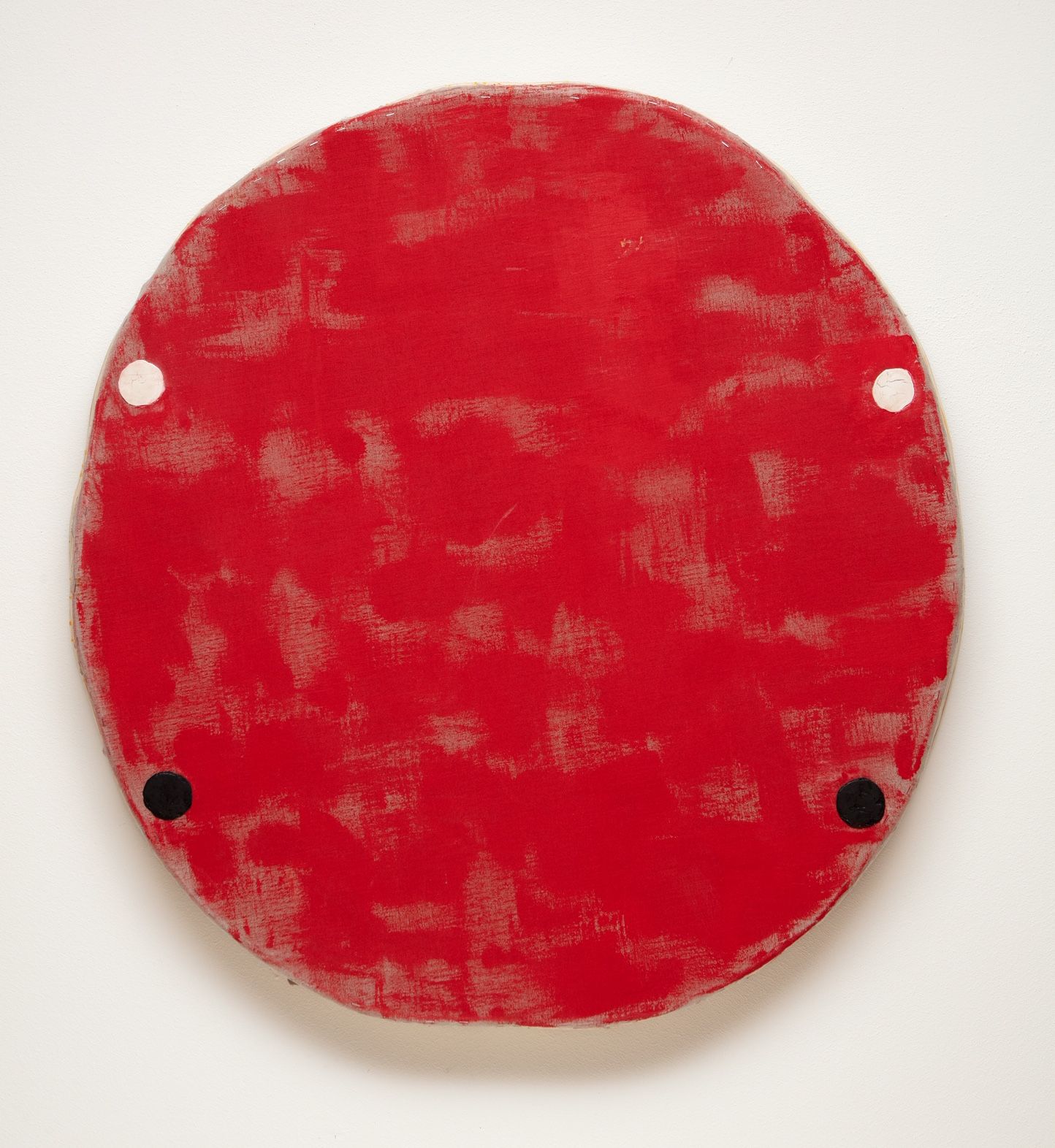 Otis Jones, Red Circle with Two White and Two Black Circles, 2019 Acrylique sur toile sur panneau de bois122 × 112 × 10 cm / 48 × 44 × 3 7/8 in.